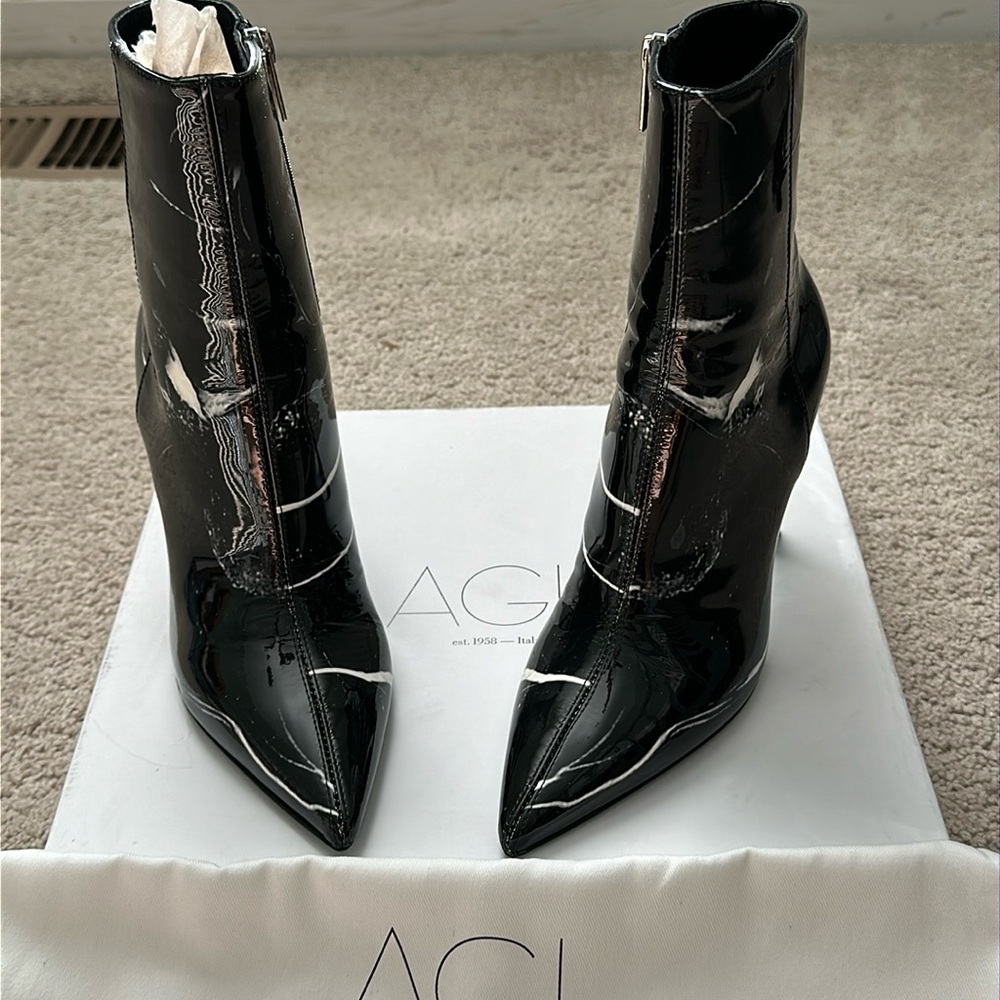 NEW AGL Made in Italy marbled black /white bootie patent leather size 6